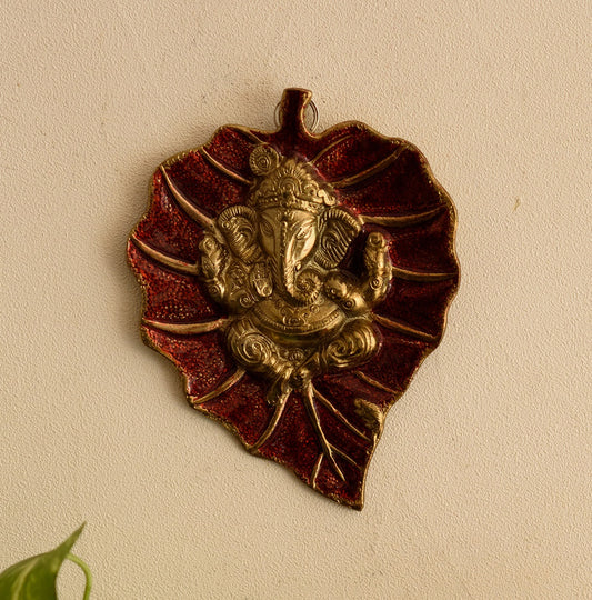 HomeSutra Lord Ganesha on Red Leaf